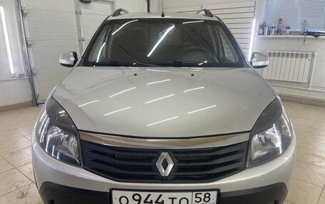 Renault Sandero I, 2014 год, 857 000 рублей, 8 фотография