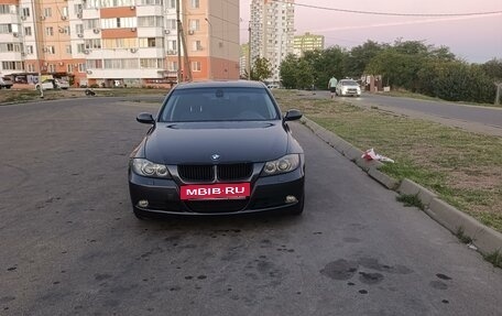 BMW 3 серия, 2005 год, 950 000 рублей, 18 фотография