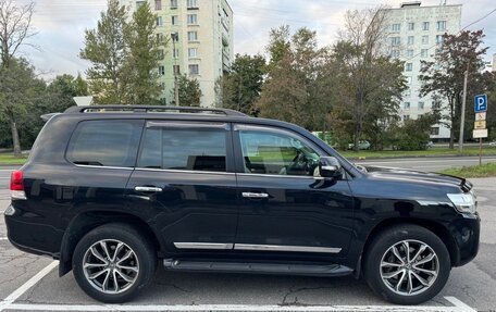 Toyota Land Cruiser 200, 2017 год, 6 000 000 рублей, 4 фотография