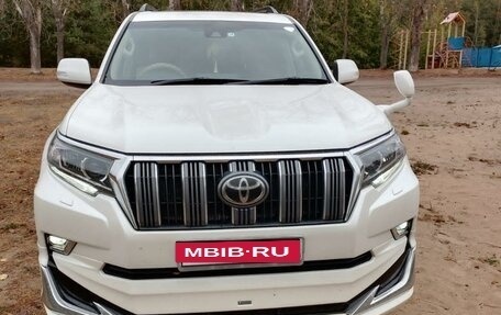 Toyota Land Cruiser Prado 150 рестайлинг 2, 2019 год, 6 250 000 рублей, 2 фотография