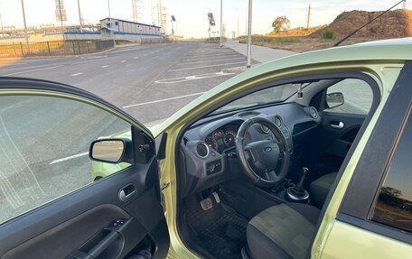 Ford Fiesta, 2006 год, 435 000 рублей, 6 фотография