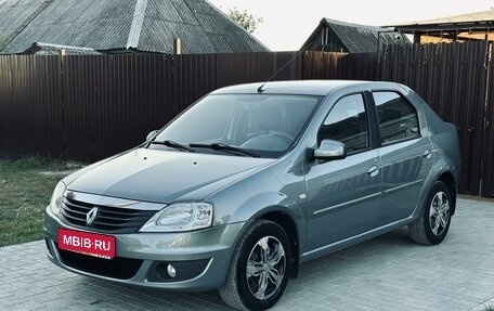 Renault Logan I, 2013 год, 775 000 рублей, 1 фотография