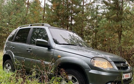 Chevrolet Niva I рестайлинг, 2012 год, 485 000 рублей, 3 фотография