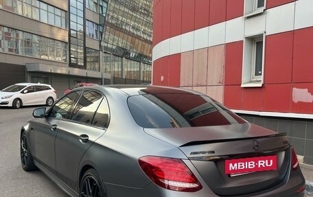 Mercedes-Benz E-Класс AMG, 2018 год, 8 590 000 рублей, 2 фотография