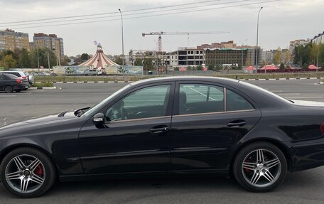 Mercedes-Benz E-Класс, 2005 год, 850 000 рублей, 8 фотография