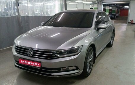 Volkswagen Passat B8 рестайлинг, 2017 год, 2 247 000 рублей, 1 фотография