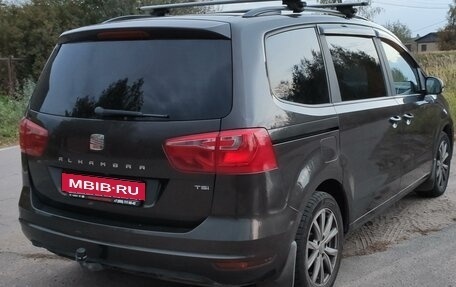 SEAT Alhambra II рестайлинг, 2014 год, 1 900 000 рублей, 4 фотография