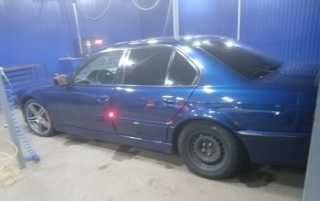 BMW 7 серия, 1995 год, 710 000 рублей, 3 фотография