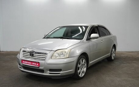 Toyota Avensis III рестайлинг, 2004 год, 650 000 рублей, 1 фотография