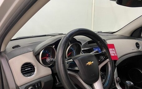 Chevrolet Cruze II, 2011 год, 630 000 рублей, 9 фотография