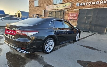 Toyota Camry, 2018 год, 3 050 000 рублей, 8 фотография