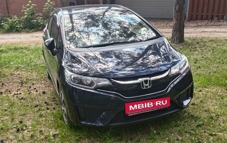 Honda Fit III, 2016 год, 980 000 рублей, 1 фотография