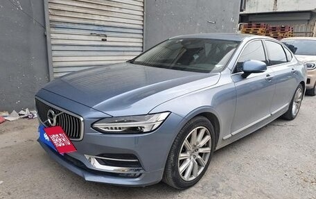 Volvo S90 II рестайлинг, 2020 год, 3 000 000 рублей, 3 фотография