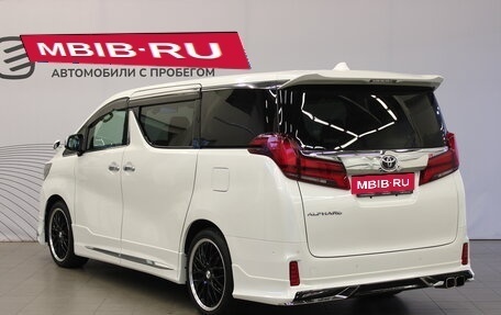 Toyota Alphard III, 2017 год, 4 029 000 рублей, 7 фотография