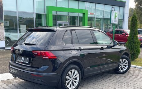 Volkswagen Tiguan II, 2019 год, 2 270 000 рублей, 4 фотография