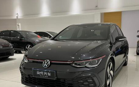 Volkswagen Golf GTI, 2021 год, 3 150 000 рублей, 1 фотография