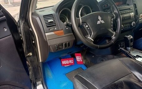 Mitsubishi Pajero IV, 2007 год, 1 400 000 рублей, 16 фотография