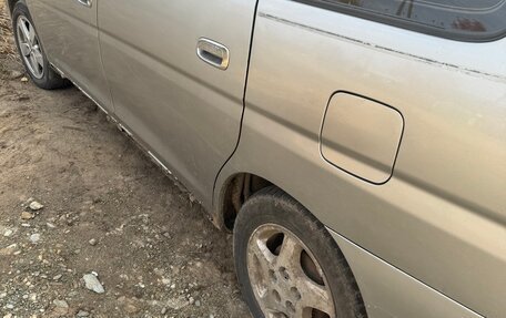 Toyota Gaia, 1998 год, 300 000 рублей, 1 фотография