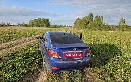 Hyundai Solaris II рестайлинг, 2012 год, 980 000 рублей, 5 фотография