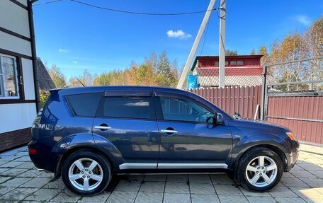 Mitsubishi Outlander III рестайлинг 3, 2005 год, 1 200 000 рублей, 7 фотография