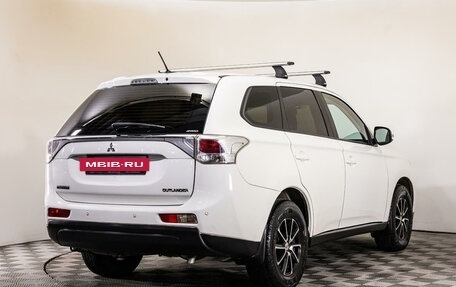 Mitsubishi Outlander III рестайлинг 3, 2013 год, 1 499 000 рублей, 5 фотография