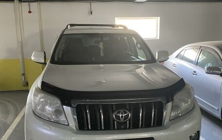 Toyota Land Cruiser Prado 150 рестайлинг 2, 2012 год, 3 450 000 рублей, 2 фотография