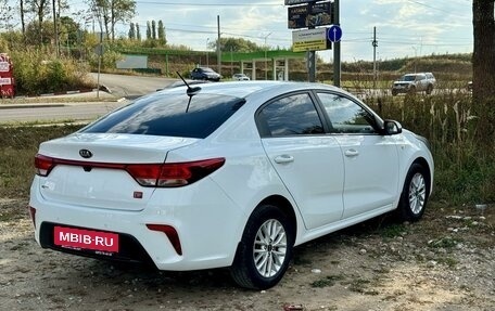 KIA Rio IV, 2018 год, 1 299 999 рублей, 4 фотография