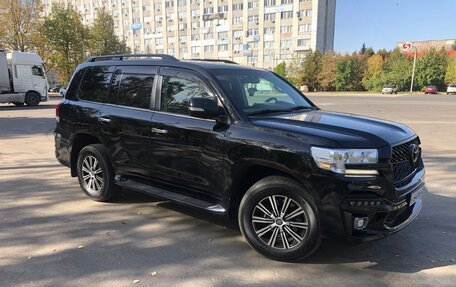 Toyota Land Cruiser 200, 2020 год, 6 800 000 рублей, 3 фотография