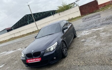 BMW 5 серия, 2004 год, 1 150 000 рублей, 2 фотография