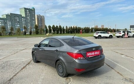 Hyundai Solaris II рестайлинг, 2014 год, 785 000 рублей, 3 фотография