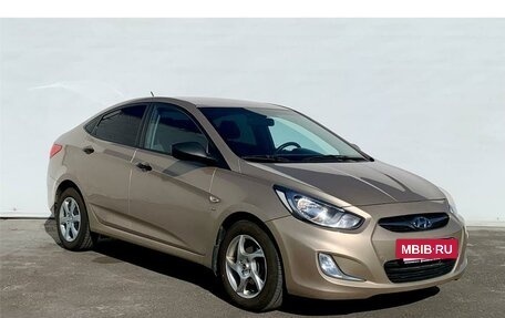 Hyundai Solaris II рестайлинг, 2014 год, 975 000 рублей, 3 фотография