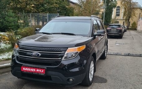 Ford Explorer VI, 2013 год, 2 100 000 рублей, 1 фотография