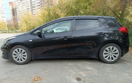 KIA cee'd III, 2016 год, 1 300 000 рублей, 2 фотография