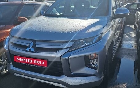 Mitsubishi L200 IV рестайлинг, 2023 год, 3 200 000 рублей, 2 фотография