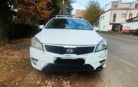 KIA cee'd I рестайлинг, 2010 год, 695 000 рублей, 13 фотография