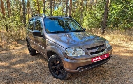 Chevrolet Niva I рестайлинг, 2016 год, 800 000 рублей, 2 фотография