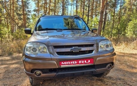 Chevrolet Niva I рестайлинг, 2016 год, 800 000 рублей, 11 фотография