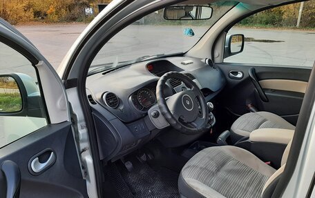 Renault Kangoo II рестайлинг, 2011 год, 950 000 рублей, 12 фотография