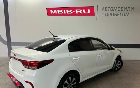 KIA Rio IV, 2018 год, 1 610 000 рублей, 7 фотография