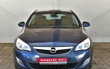 Opel Astra J, 2010 год, 840 000 рублей, 2 фотография