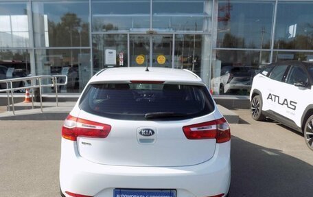 KIA Rio III рестайлинг, 2013 год, 920 000 рублей, 6 фотография