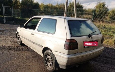 Volkswagen Golf III, 1997 год, 130 000 рублей, 3 фотография