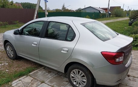 Renault Logan II, 2015 год, 795 000 рублей, 4 фотография