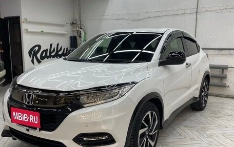 Honda Vezel, 2019 год, 2 555 000 рублей, 10 фотография