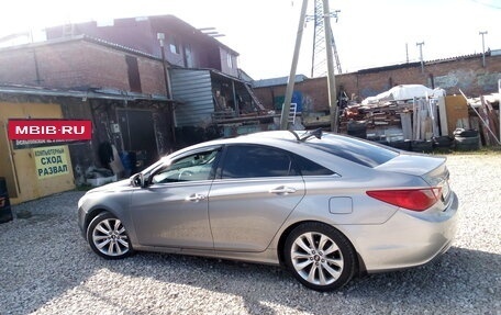 Hyundai Sonata VI, 2012 год, 1 300 000 рублей, 2 фотография