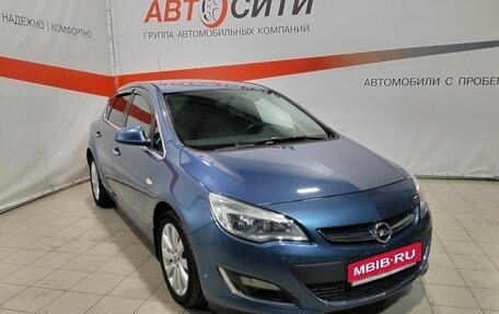 Opel Astra J, 2012 год, 900 000 рублей, 1 фотография