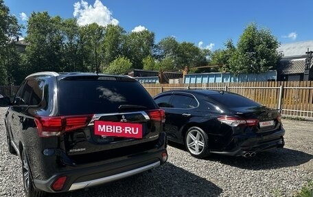 Mitsubishi Outlander III рестайлинг 3, 2016 год, 1 890 000 рублей, 7 фотография