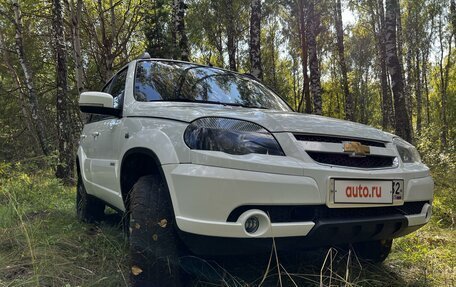 Chevrolet Niva I рестайлинг, 2014 год, 925 000 рублей, 4 фотография