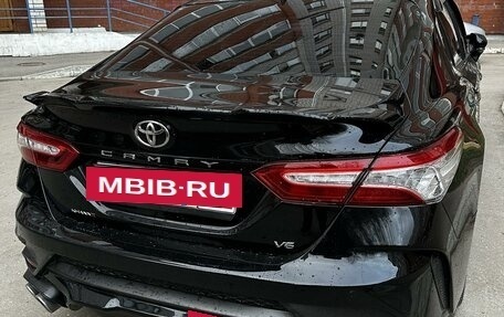 Toyota Camry, 2019 год, 3 300 000 рублей, 3 фотография