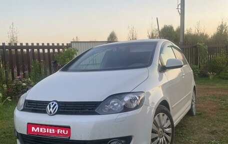 Volkswagen Golf Plus II, 2013 год, 920 000 рублей, 1 фотография